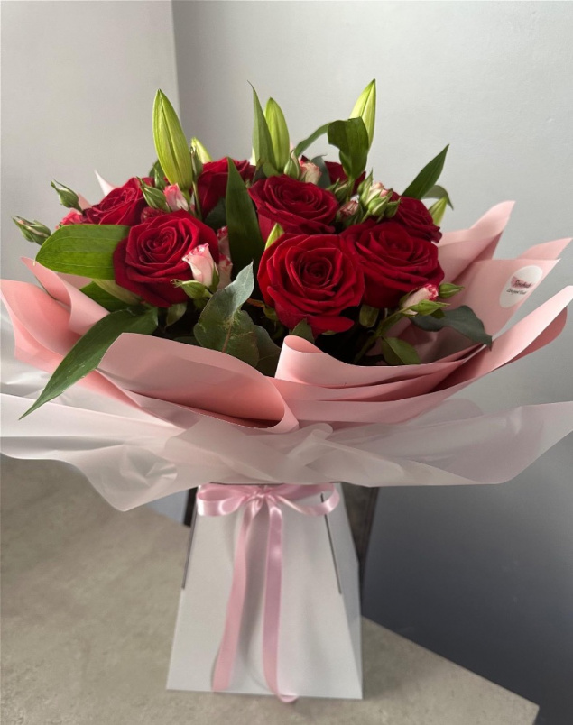 Bouquets | Rose & Lily Bouquet
