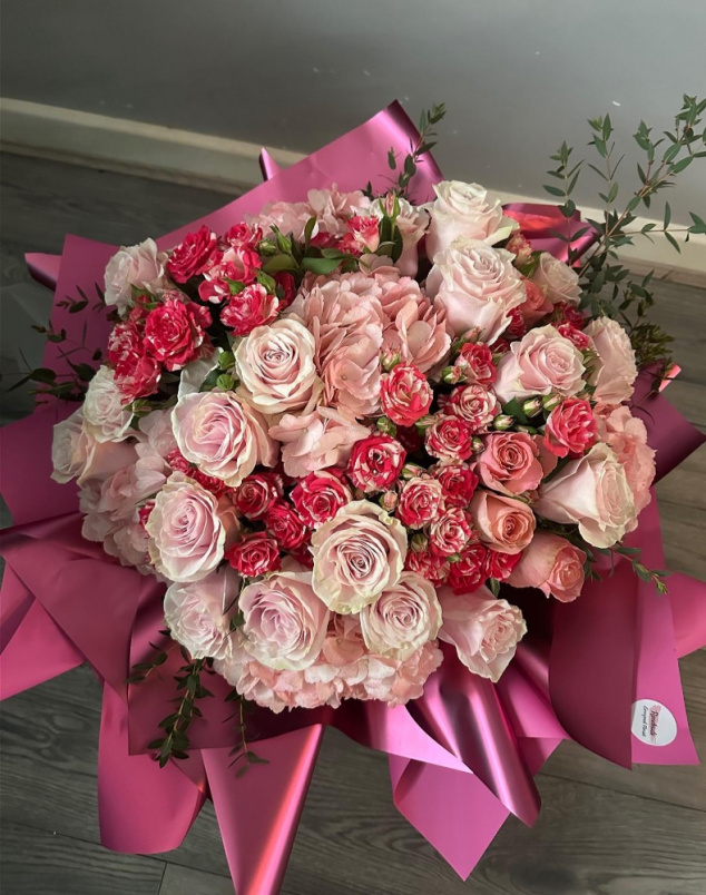 Bouquets | Rose & Hydrangea Bouquet