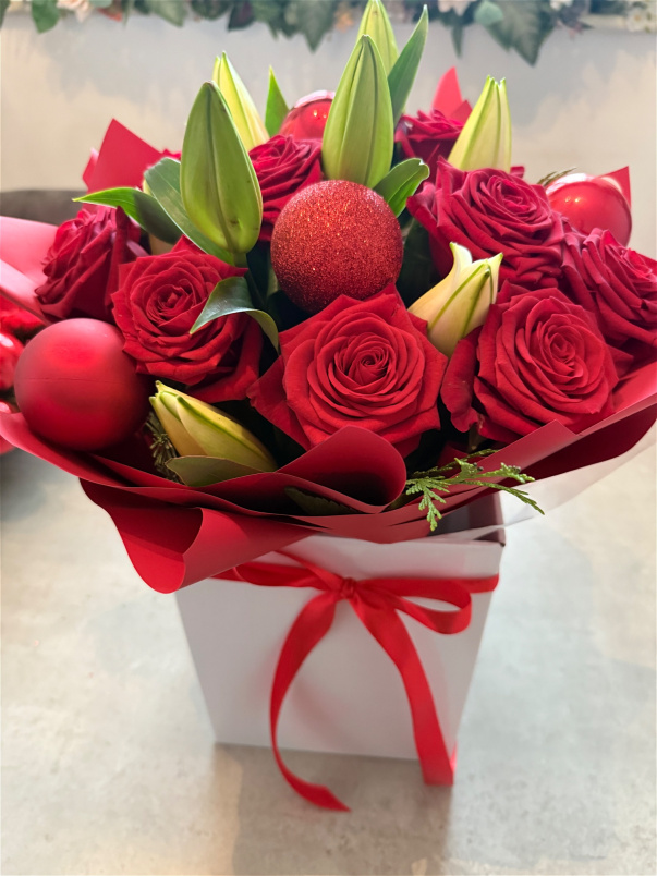 Christmas  | Christmas Roses & Lily
