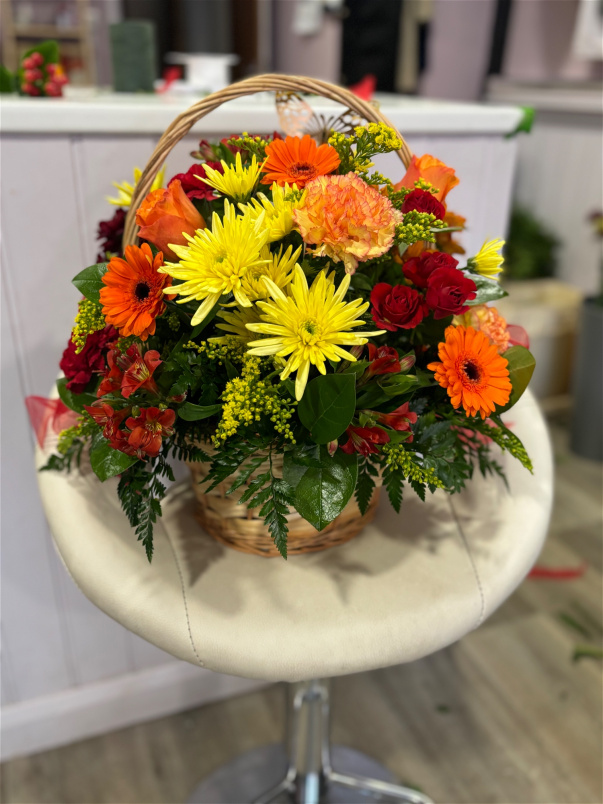 Arrangements | Gifts | Autumnal Basket of flowers