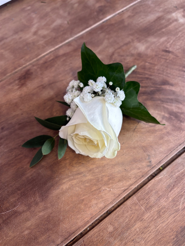 Prom | Button hole