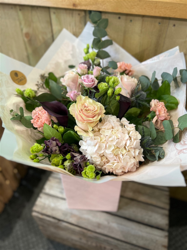 Flower bouquets | Georges choice!