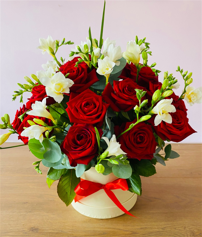 Anniversary | Arrangements | Birthdays | Christmas Collection  | Valentine’ s Day | I Love You