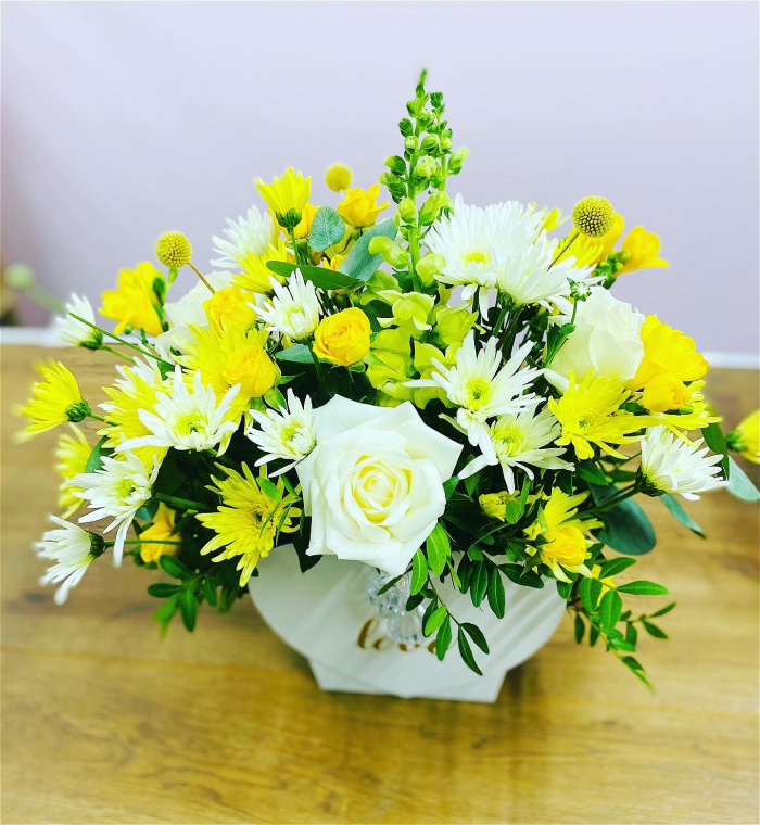 Anniversary | Arrangements | Sunshine