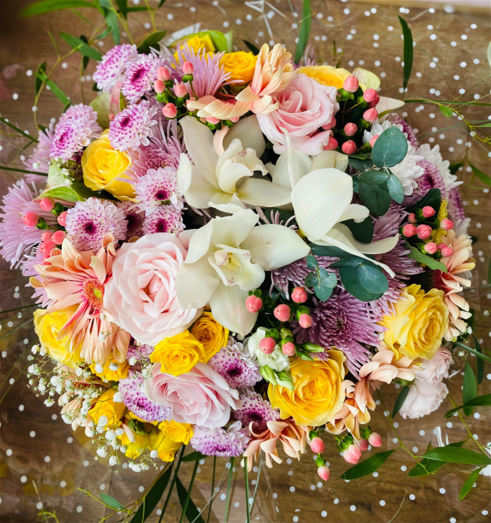 Anniversary | Birthdays | Bouquets | Get well soon flowers | Leaving flowers | New baby flowers | New home flowers | Bella