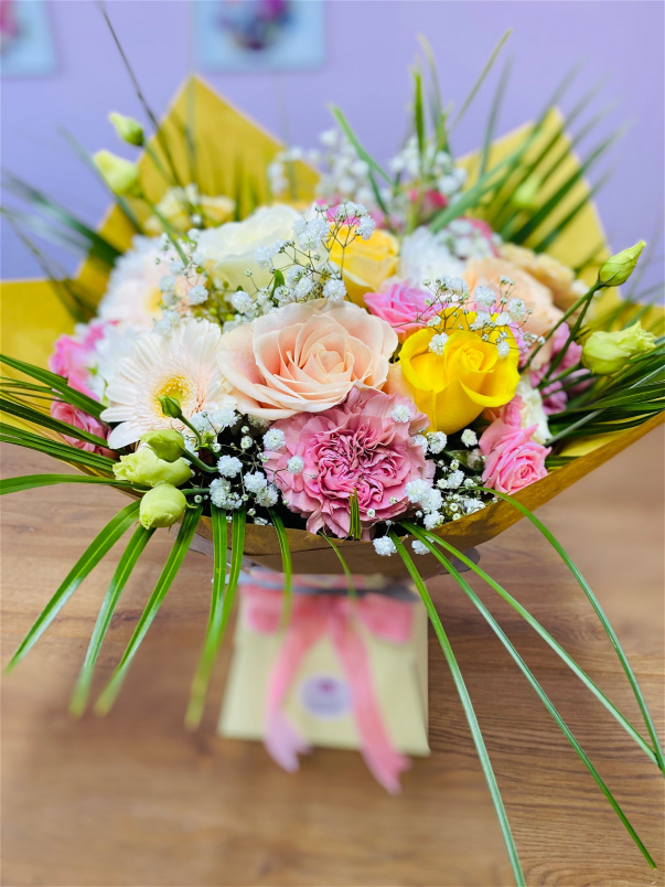 Anniversary | Birthdays | Bouquets | Get well soon flowers | Leaving flowers | Mother's Day | New baby flowers | Summer Breeze