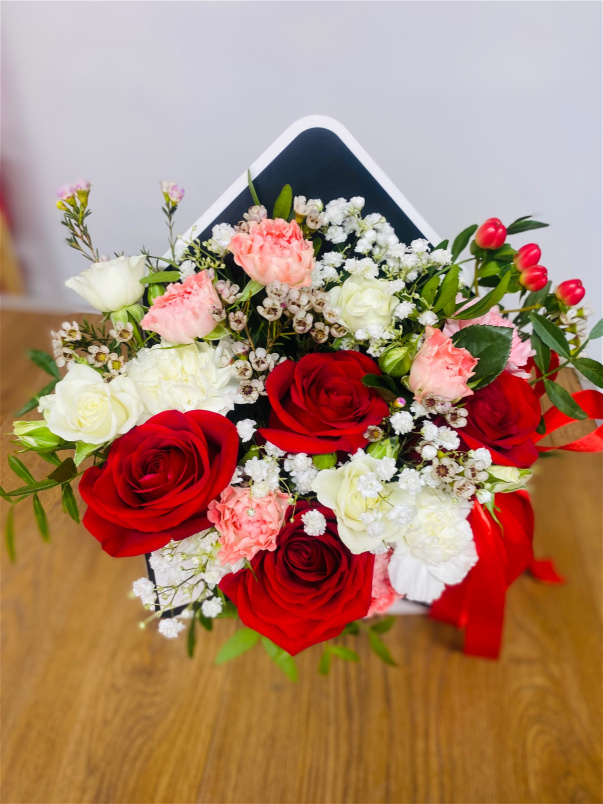 Anniversary | Arrangements | Birthdays | Valentine’ s Day | Floral  Love Letter