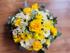 Funeral | Yellow  And White Posy