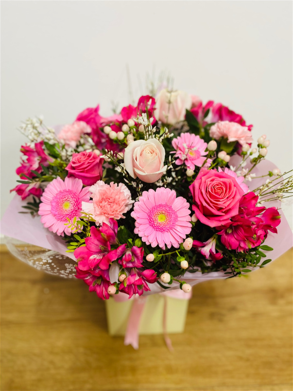 Anniversary | Birthdays | Bouquets | Get well soon flowers | Leaving flowers | Mother's Day | New baby flowers | Pink Whisper