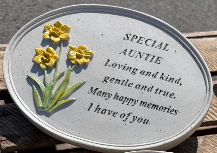 memorial plaques | Auntie Daffodil Plaque