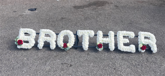Funeral Lettering | Chrysanthemum Base No Edging