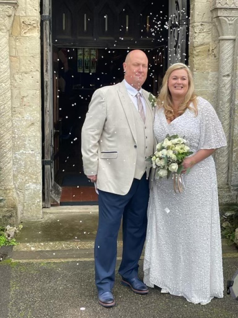 Lily & Bee | Waterlooville | Weddings