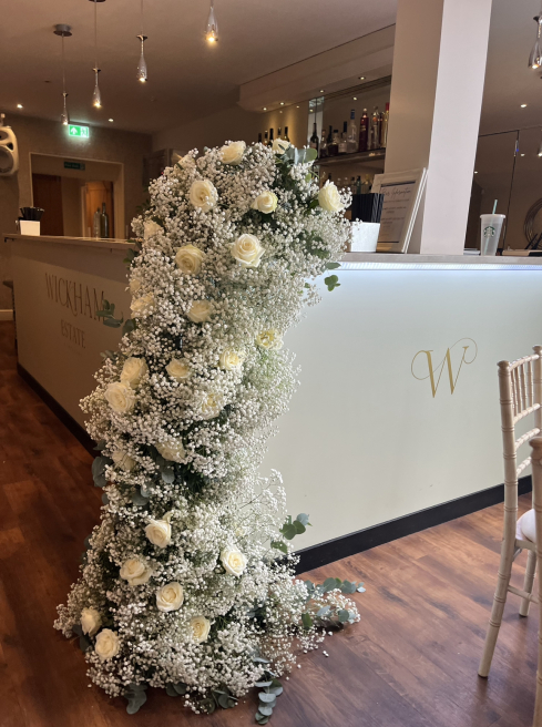 Lily & Bee | Waterlooville | Weddings