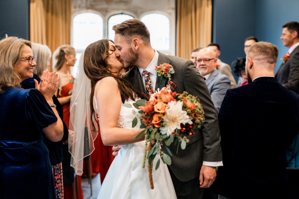 Lily & Bee | Waterlooville | Weddings