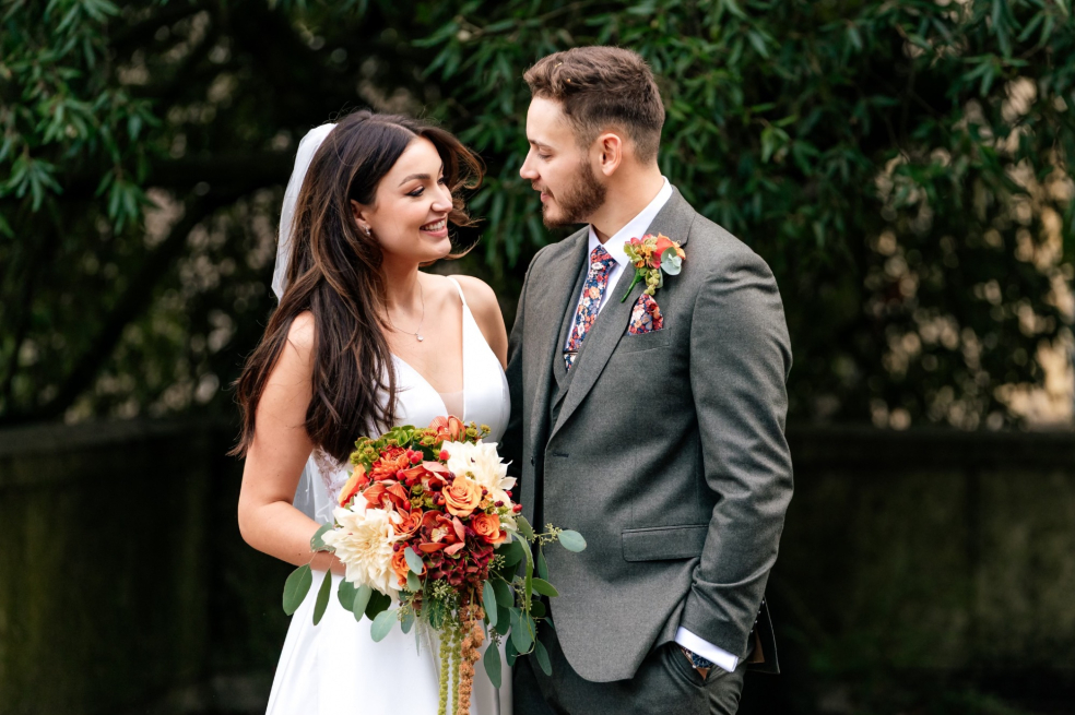 Lily & Bee | Waterlooville | Weddings