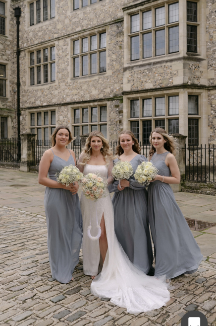 Lily & Bee | Waterlooville | Weddings