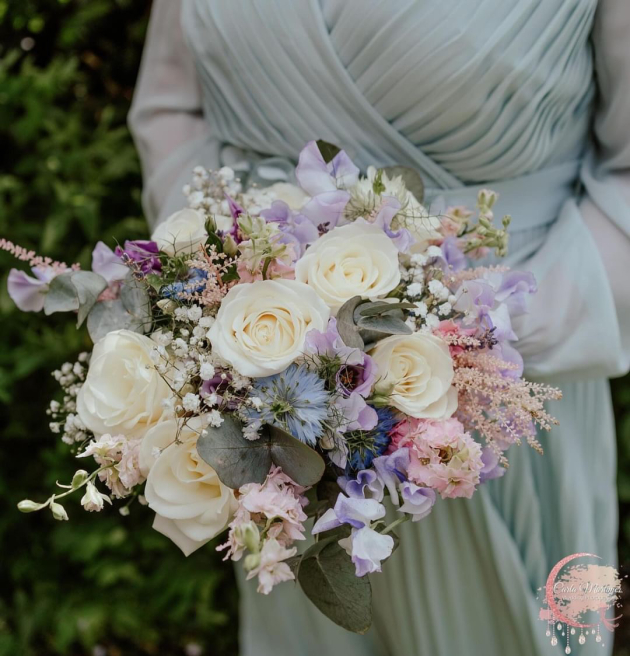 Lily & Bee | Waterlooville | Weddings