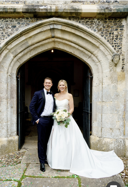 Lily & Bee | Waterlooville | Weddings