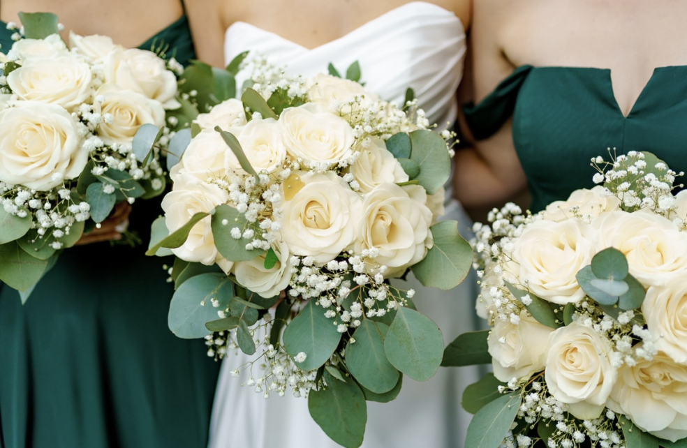 Lily & Bee | Waterlooville | Weddings