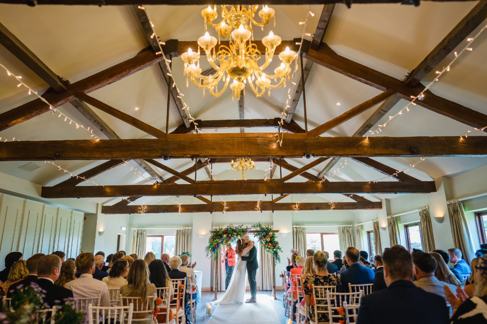 Lily & Bee | Waterlooville | Weddings