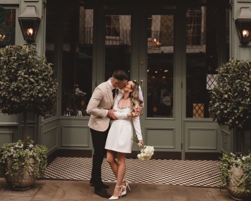 Lily & Bee | Waterlooville | Weddings