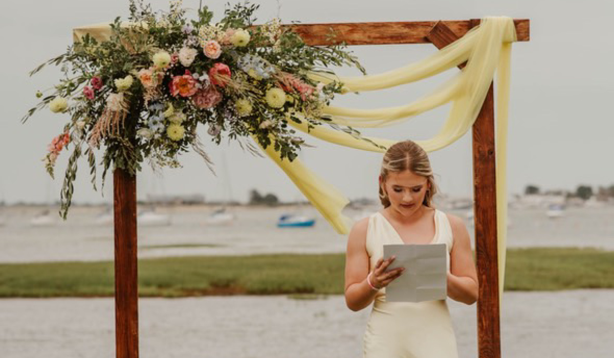 Lily & Bee | Waterlooville | Home