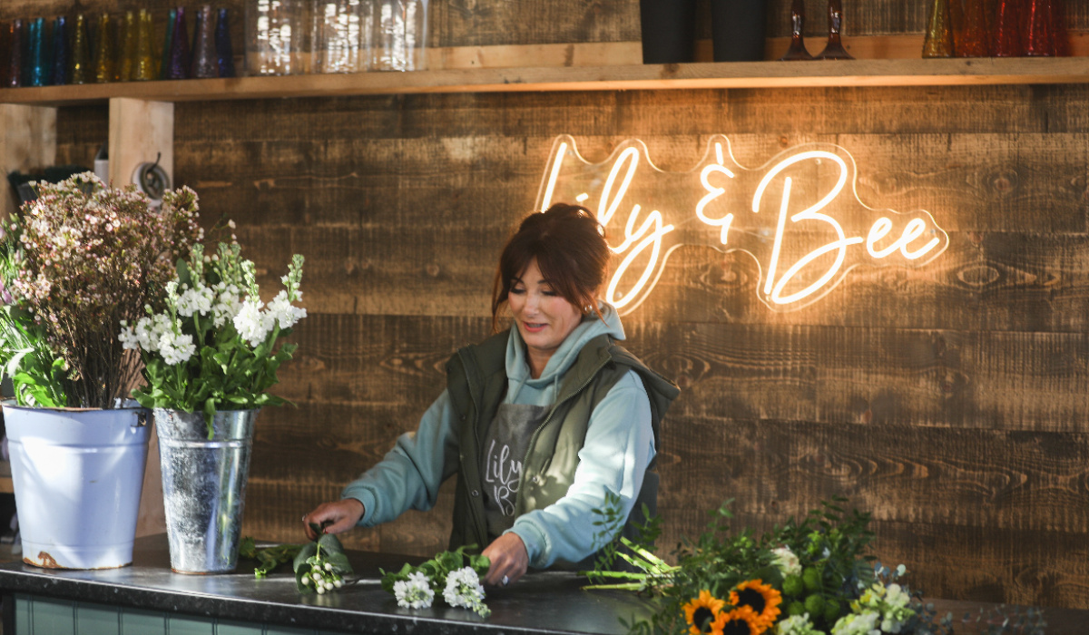 Lily & Bee | Waterlooville | Home