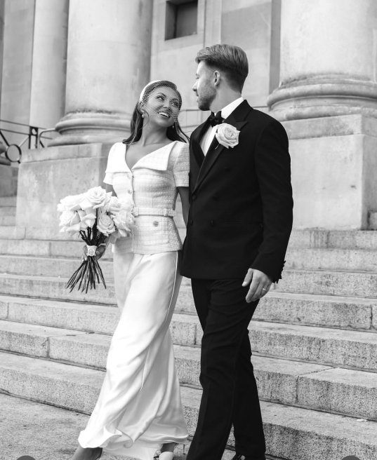 Lily & Bee | Waterlooville | Weddings