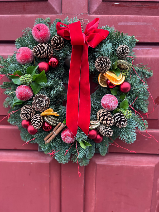  Christmas Door wreath | Christmas florals | Home Alone