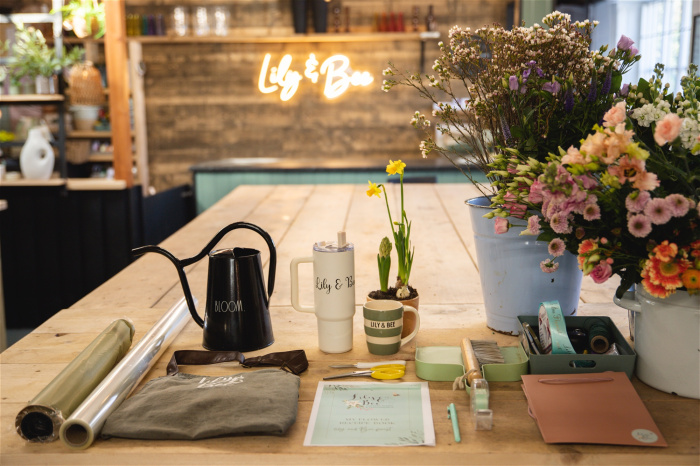  floristry workshops and courses | Flower school | floristry foundation  course
