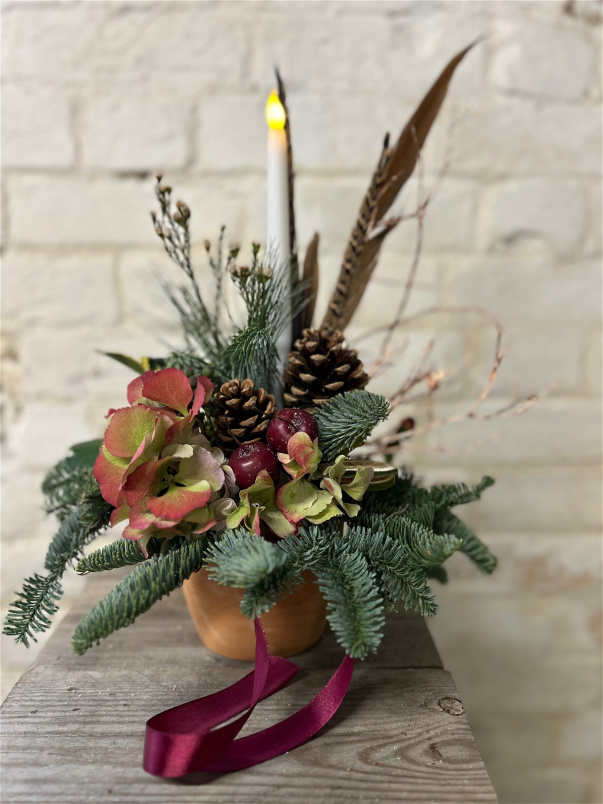 Flower Arrangements | Christmas florals | Noel pots