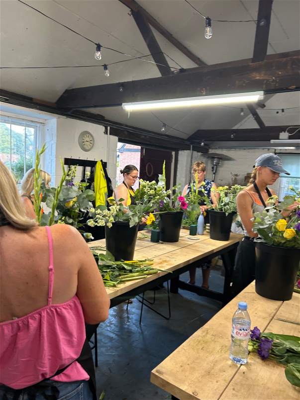 floristry workshops and courses | Floristry Workshops | Flower school | Private workshop