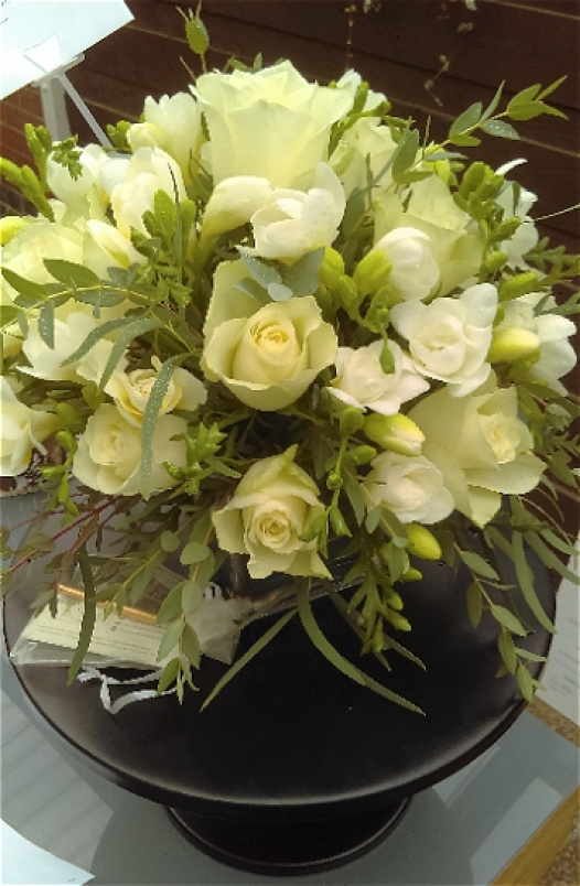 Gift Flowers for all occasions | Valentines | Whiter than White, 