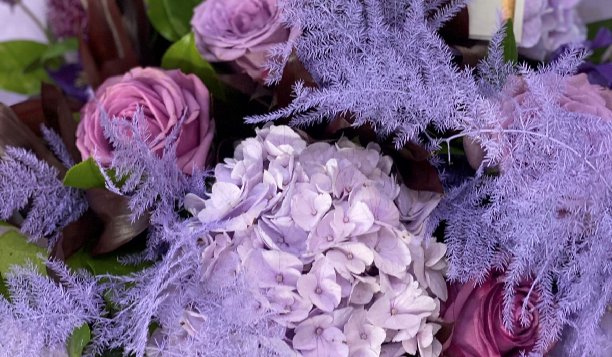 A Florist in Huddersfield Elland Brighouse The Flower Shop SameDay