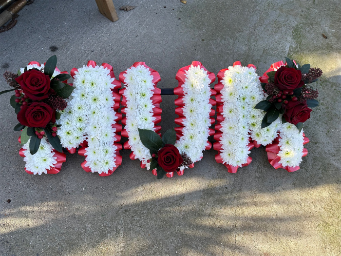 Funeral Tributes | Letter Tributes | Red & white mum tribute