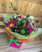 Bouquets | Festive florals | Mothers Day | 𝐅𝐥𝐨𝐫𝐢𝐬𝐭𝐬 𝐜𝐡𝐨𝐢𝐜𝐞 𝐖𝐚𝐭𝐞𝐫 𝐁𝐨𝐮𝐪𝐮𝐞𝐭 in brights