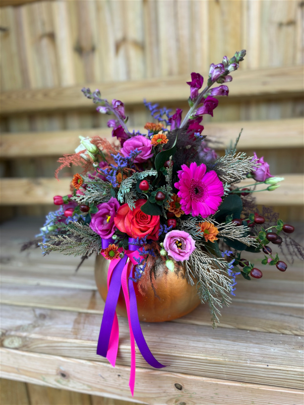 Arrangements | Bouquets | 𝐏𝐮𝐦𝐩𝐤𝐢𝐧 𝐀𝐫𝐫𝐚𝐧𝐠𝐞𝐦𝐞𝐧𝐭