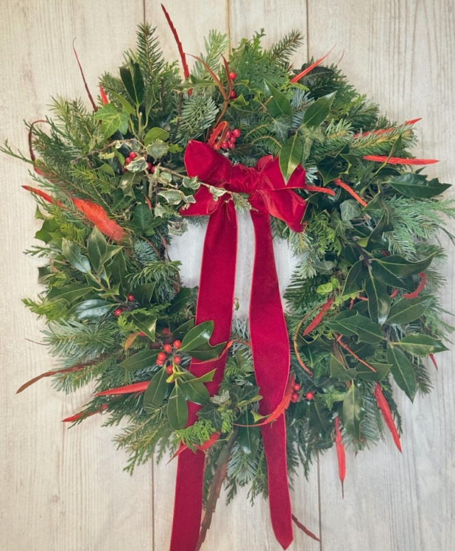 Christmas Wreaths | Winter Holly Wreath