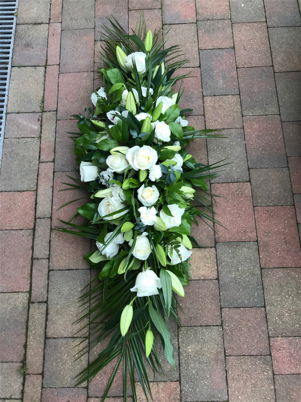 Casket Sprays | Funeral flowers | Coffin sprays