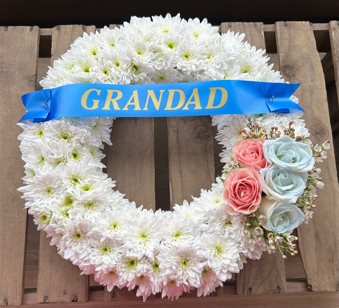 Funeral flowers | Wreaths | Wreaths