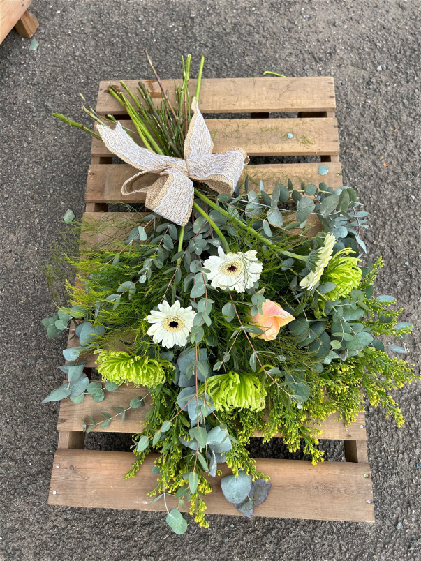 Funeral flowers | Sheaf