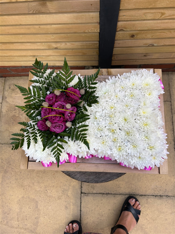 Cushions & Pillows | Funeral flowers | Pillows