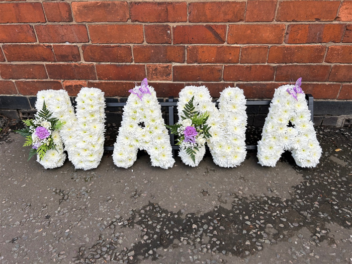 Funeral flowers | Letters | Nana