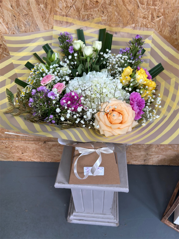 Arrangements | Gifts | Our favourite’s | In Bloom