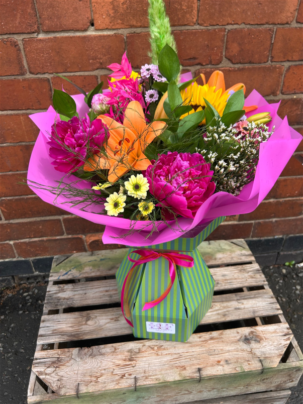 Arrangements | Gifts | Our favourite’s | Carnival