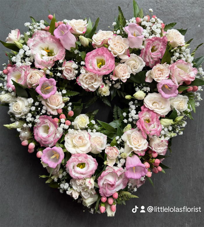 Funeral flowers | Hearts | Open Heart - Pastel pinks