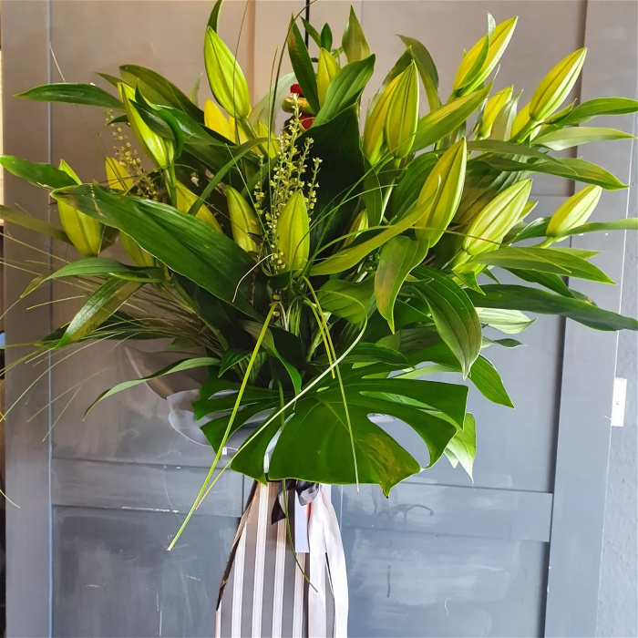 Bouquets | Gifts | Lily bouquet