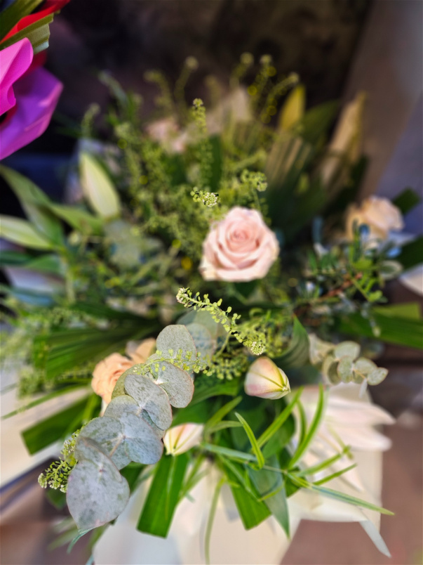 Bouquets | mothers day | Lily rose bq