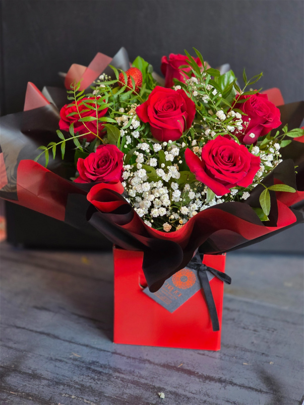 Bouquets | shop | valentines | Ps I love you