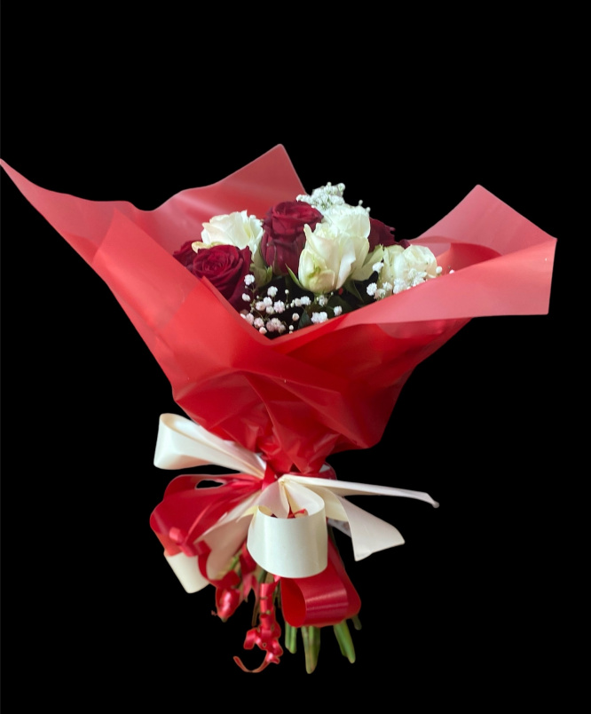Valentine’s Day | Red & White Roses Bouquet